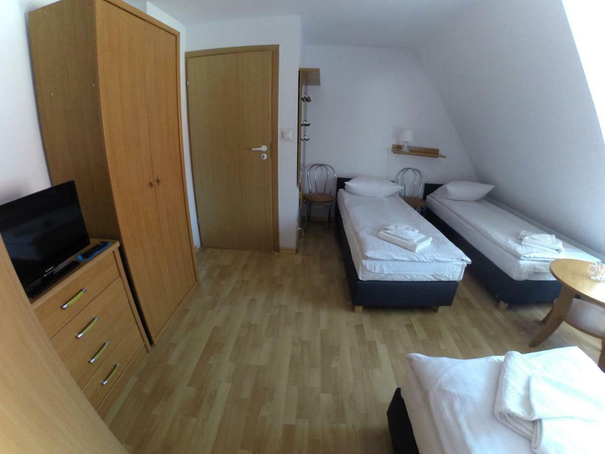 Osrodek Wypoczynkowy Merkury Mrzeżyno Exteriör bild